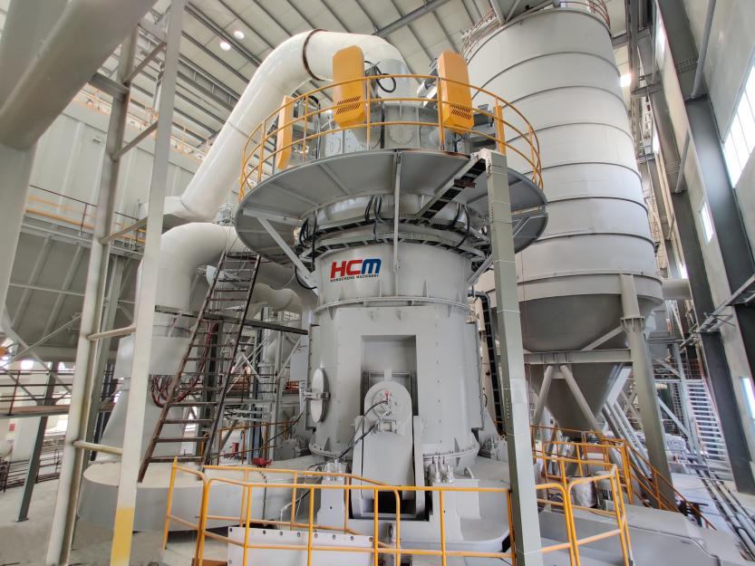 Which brand of energy-saving and environmentally friendly large-scale rock grinding mill is better?